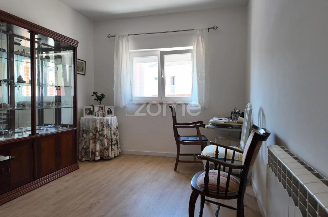 Apartamento T3 para Venda em Carapinheira Foto 23