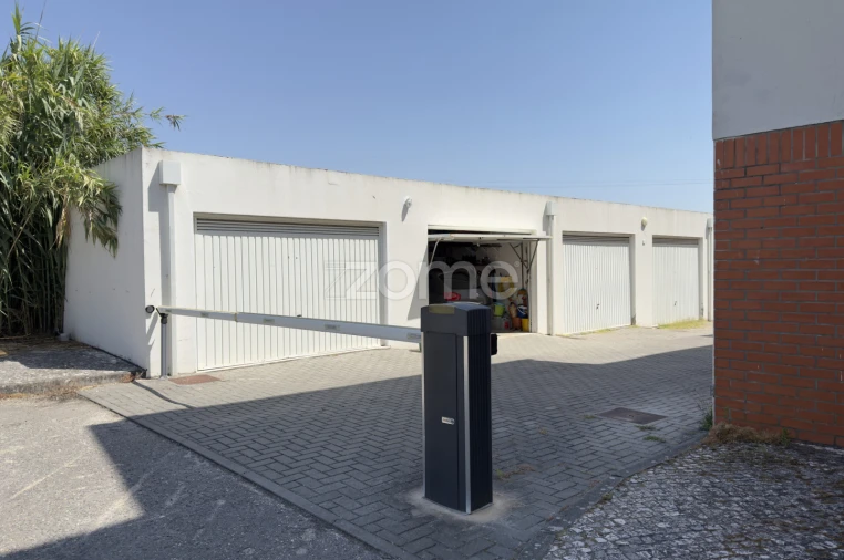 Apartamento T3 para Venda em Carapinheira Foto 27