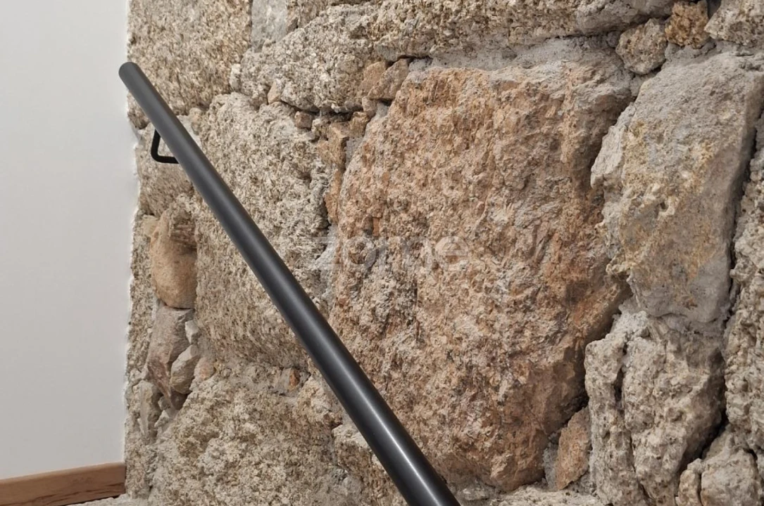 Moradia T3 para Venda em Seia, São Romão e Lapa dos Dinheiros Foto 22