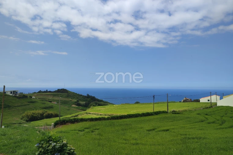 Terreno para Venda em Algarvia Foto 2