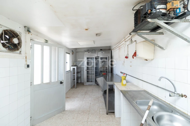 Negócio para Venda em Carvalhal Foto 23