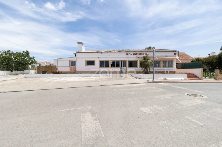 Negócio para Venda em Carvalhal Foto 1