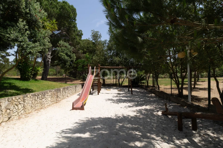 Negócio para Venda em Santiago do Cacém, Santa Cruz e São Bartolomeu da Serra Foto 11