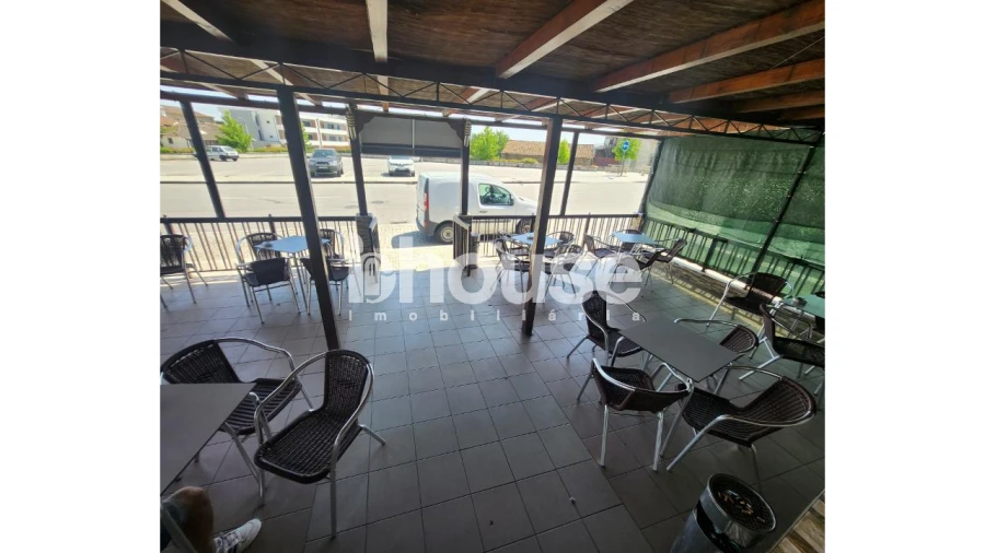 Negócio para Venda em Carrazedo de Montenegro e Curros Foto 5