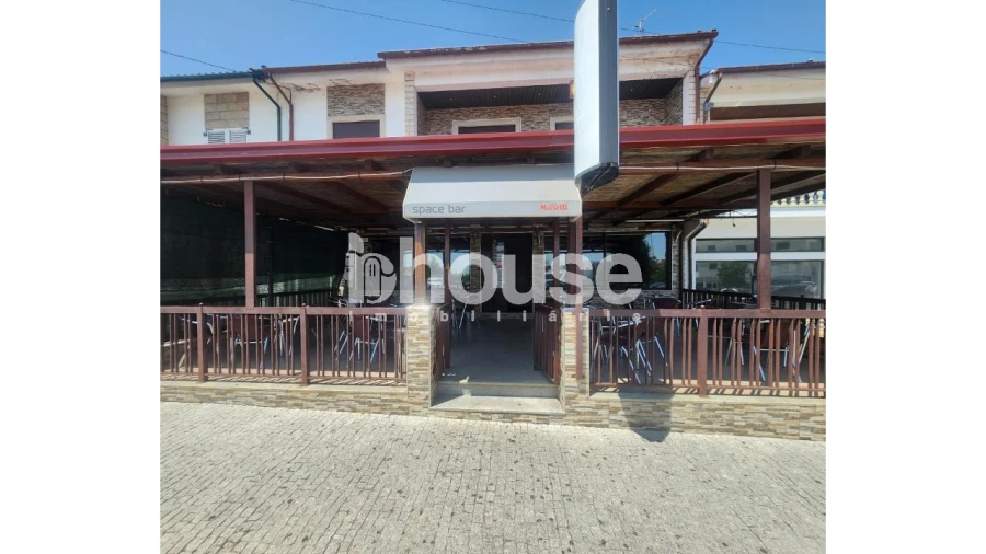 Negócio para Venda em Carrazedo de Montenegro e Curros Foto 2