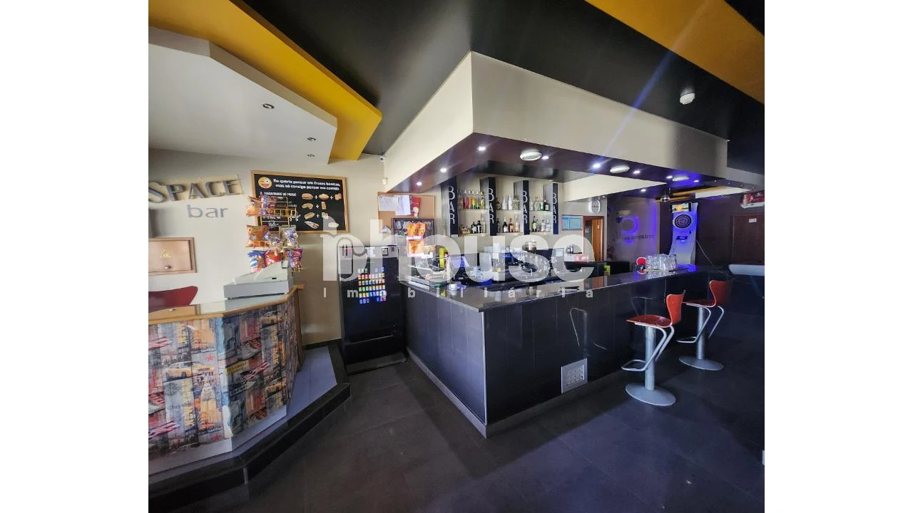 Negócio para Venda em Carrazedo de Montenegro e Curros Foto 19