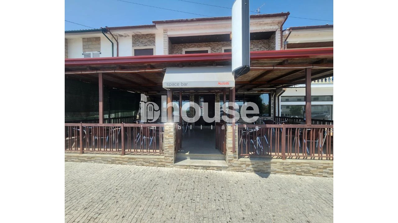 Negócio para Venda em Carrazedo de Montenegro e Curros Foto 2