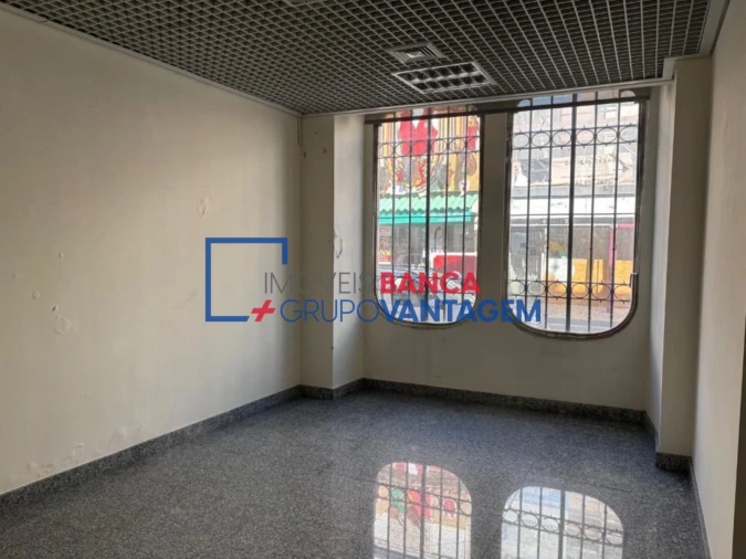 Prédio para Venda em Vila Franca de Xira Foto 6