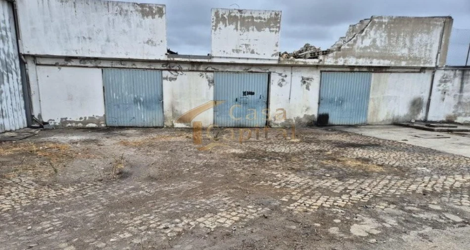 Loja para Venda em Constantim e Vale de Nogueiras Foto 23