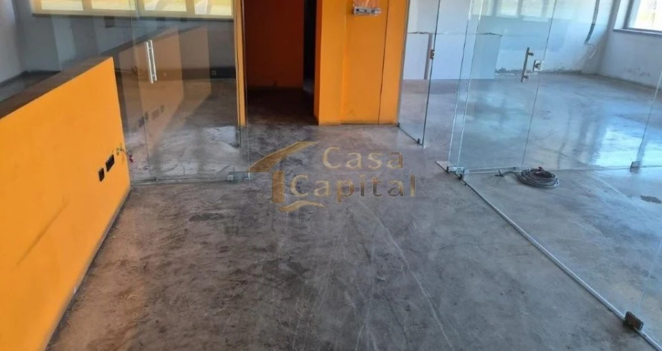 Loja para Venda em Constantim e Vale de Nogueiras Foto 14