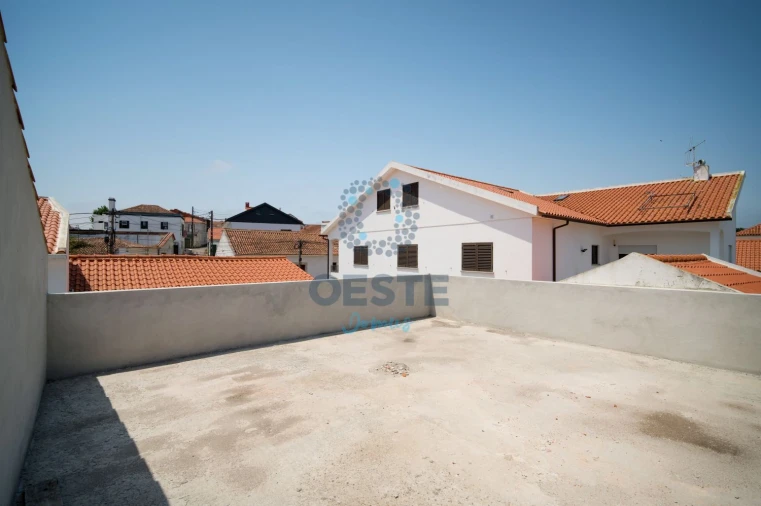 Moradia T2 para Venda em Vermelha Foto 33