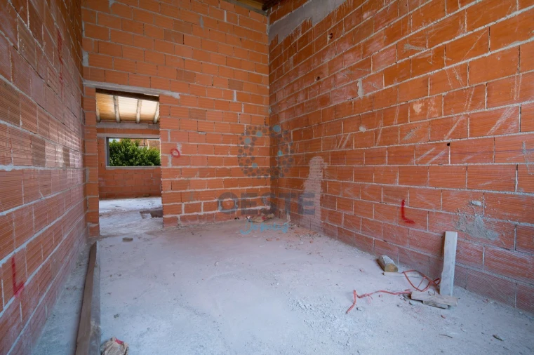 Moradia T2 para Venda em Vermelha Foto 26