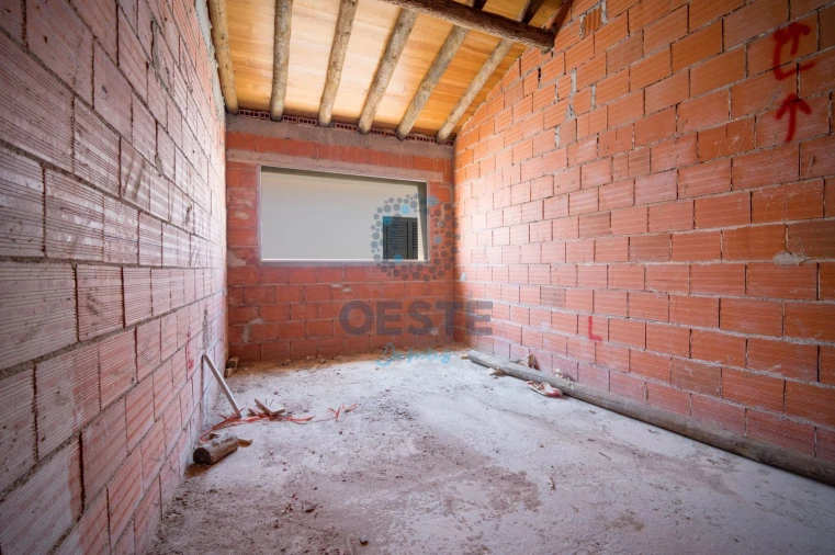 Moradia T2 para Venda em Vermelha Foto 24