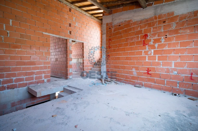 Moradia T2 para Venda em Vermelha Foto 20