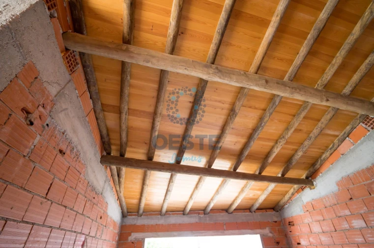 Moradia T2 para Venda em Vermelha Foto 32