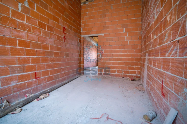 Moradia T2 para Venda em Vermelha Foto 25