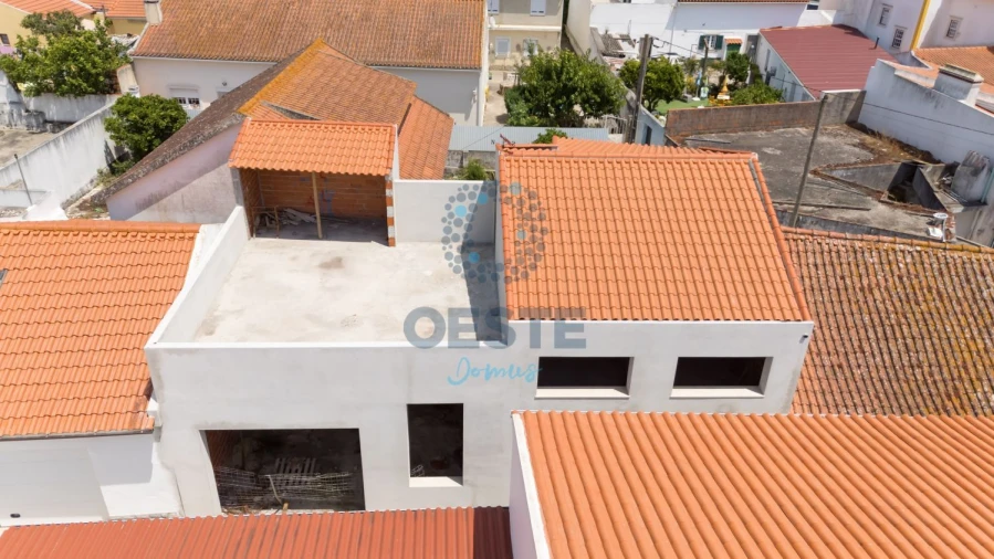 Moradia T2 para Venda em Vermelha Foto 36