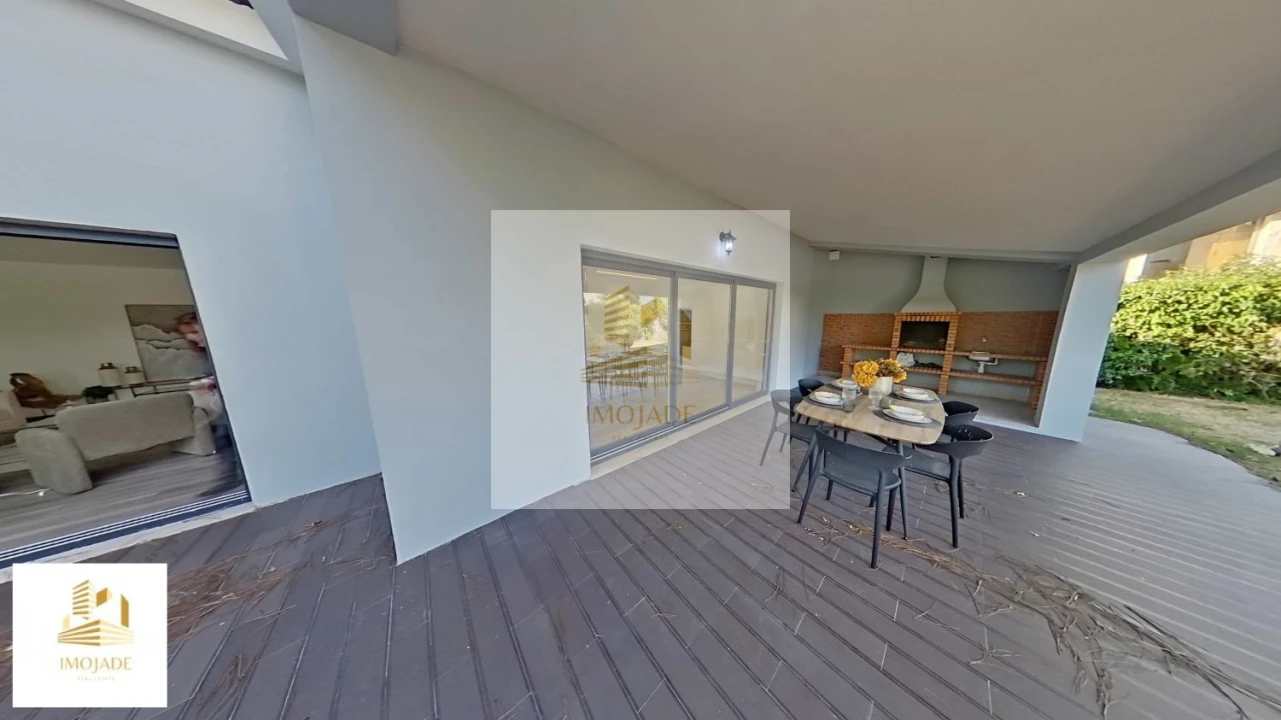 Moradia T4 para Venda em Charneca de Caparica e Sobreda Foto 33