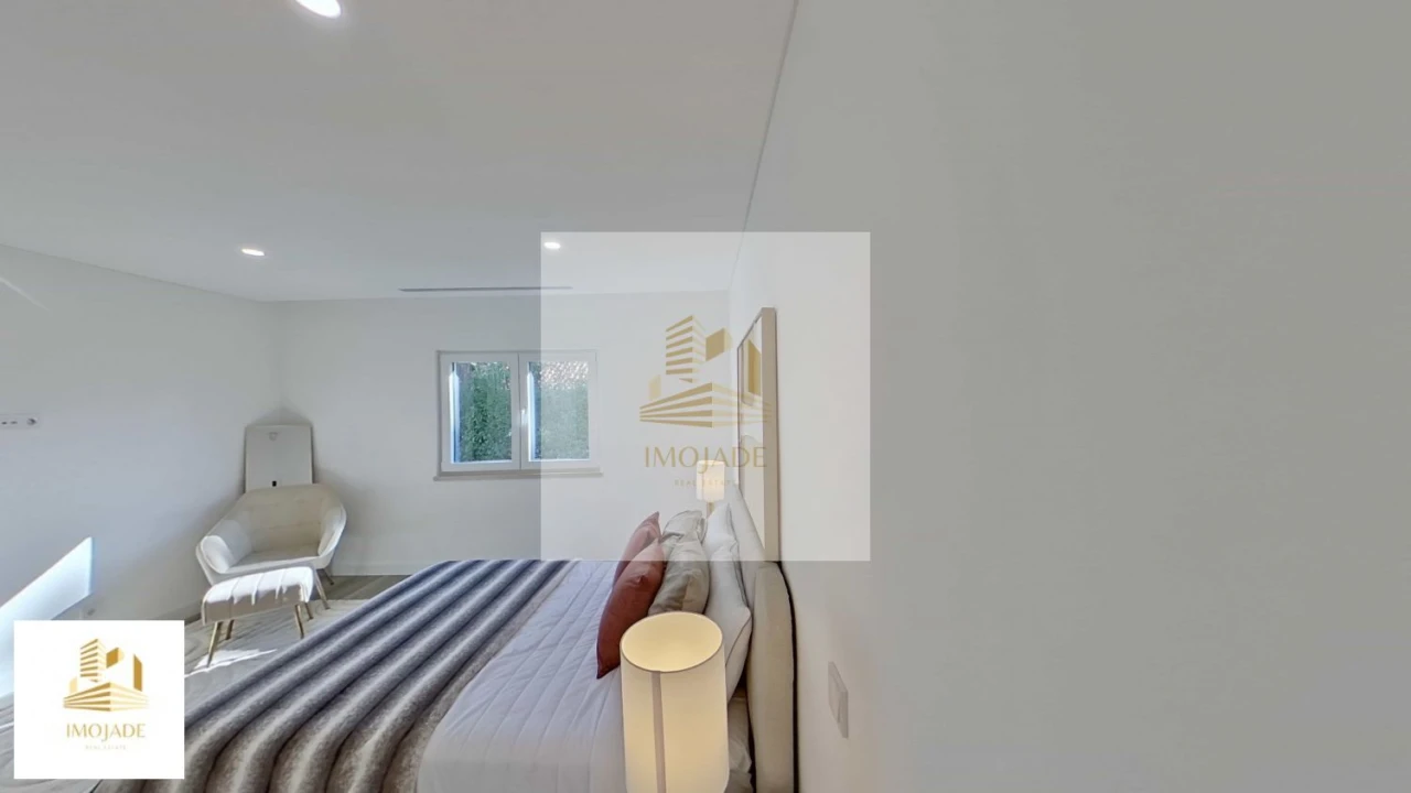 Moradia T4 para Venda em Charneca de Caparica e Sobreda Foto 56