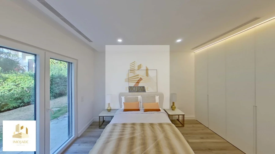 Moradia T4 para Venda em Charneca de Caparica e Sobreda Foto 8