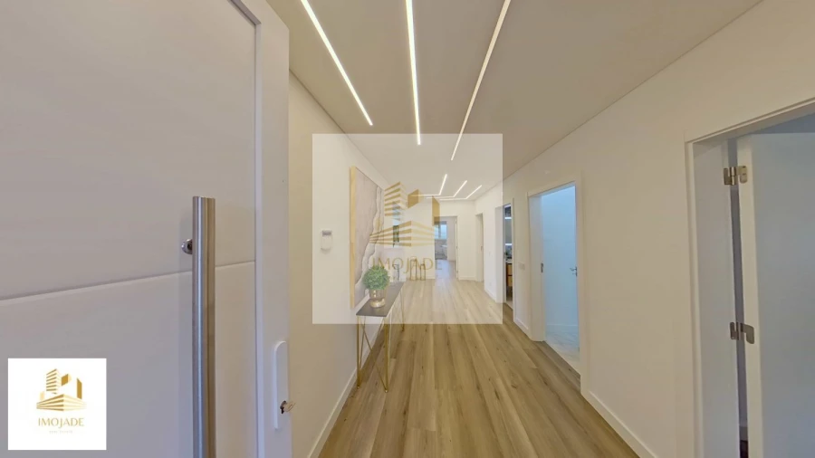 Moradia T4 para Venda em Charneca de Caparica e Sobreda Foto 43