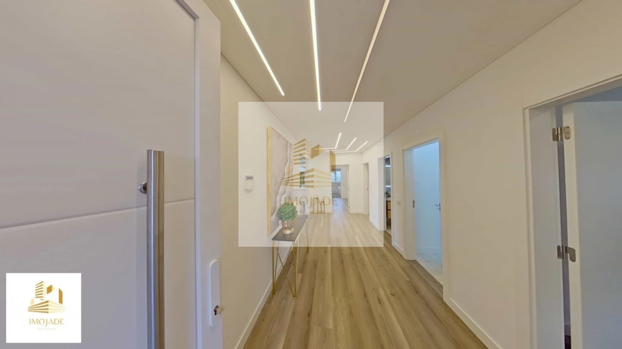 Moradia T4 para Venda em Charneca de Caparica e Sobreda Foto 43