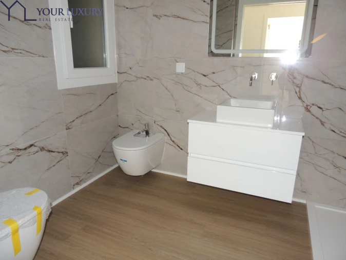 Moradia T3 para Venda em Mina de Água Foto 36