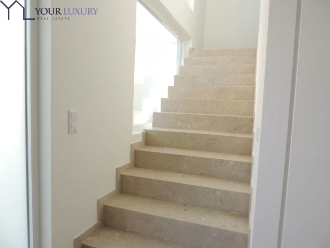 Moradia T3 para Venda em Mina de Água Foto 28