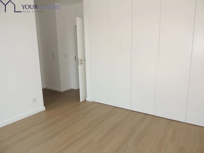 Moradia T3 para Venda em Mina de Água Foto 42