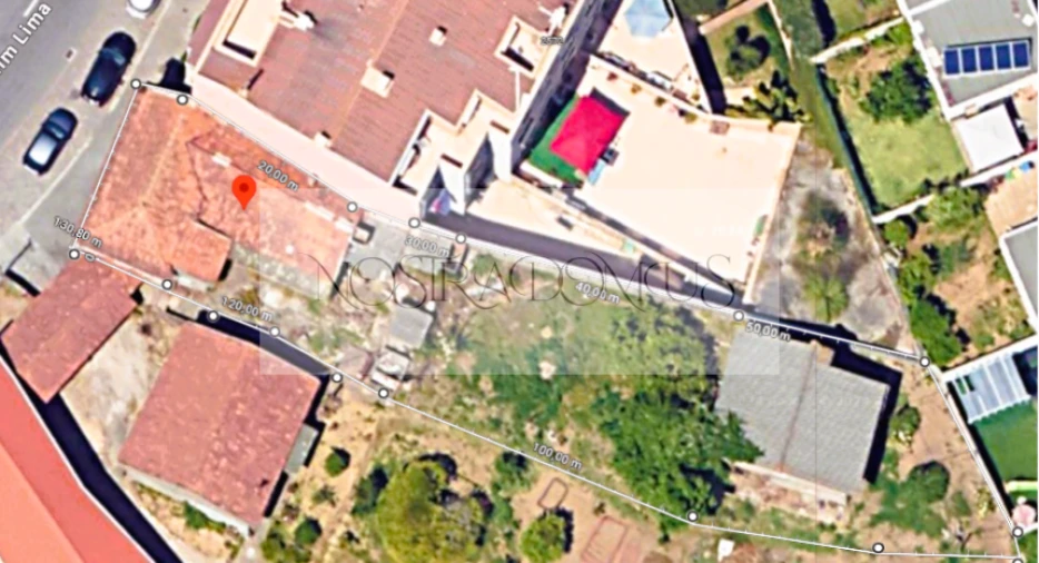 Moradia T4 para Venda em Canelas