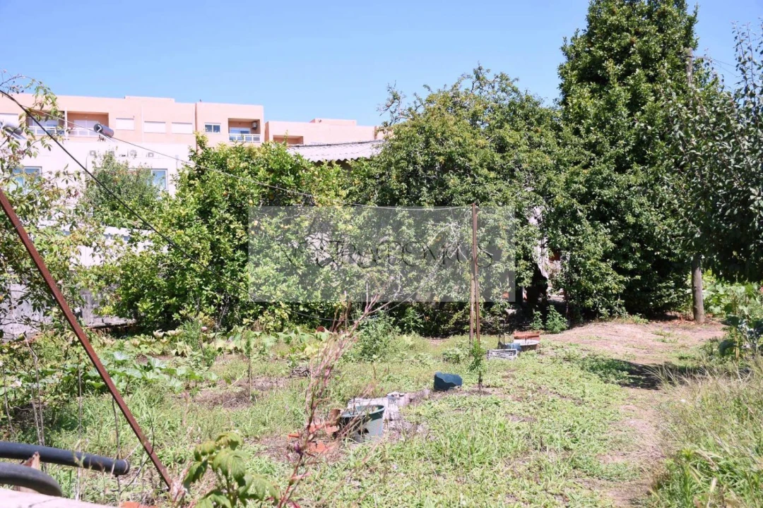 Moradia T4 para Venda em Canelas Foto 6