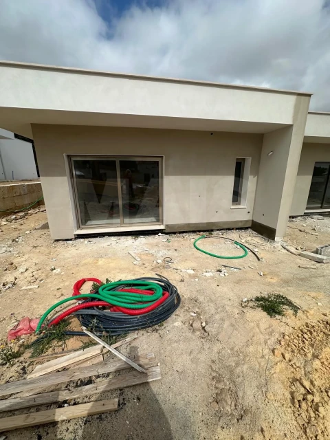 Moradia T3 para Venda em Nossa Senhora do Pópulo, Coto e São Gregório