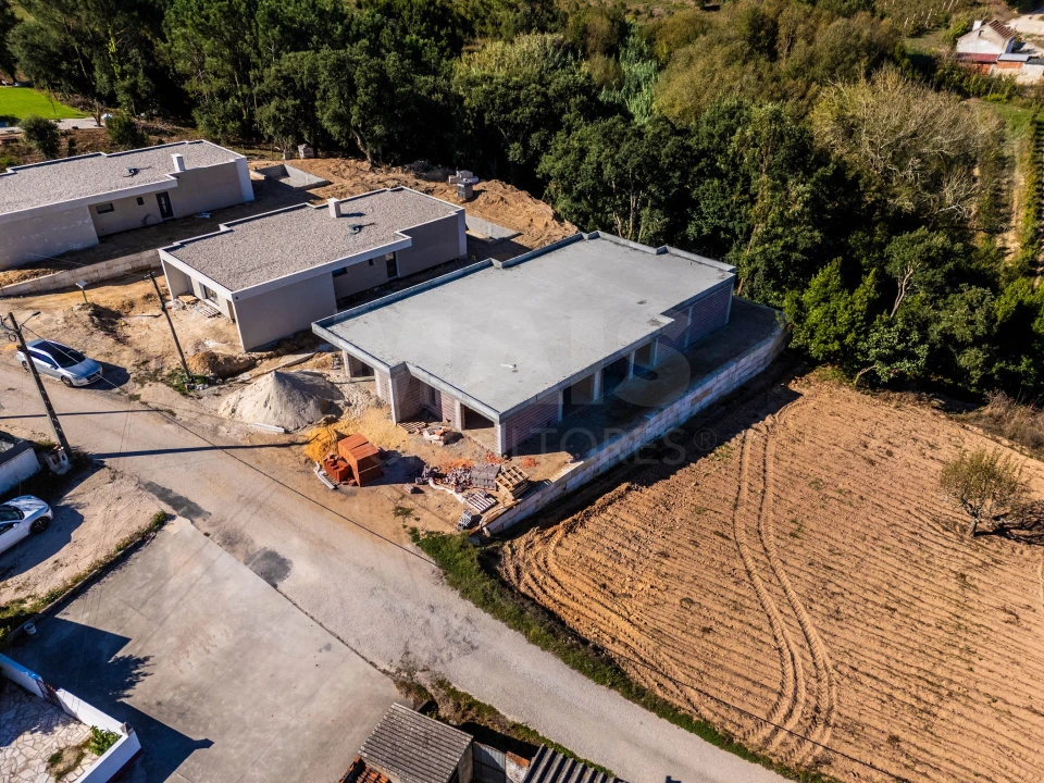 Moradia T3 para Venda em Nossa Senhora do Pópulo, Coto e São Gregório Foto 1