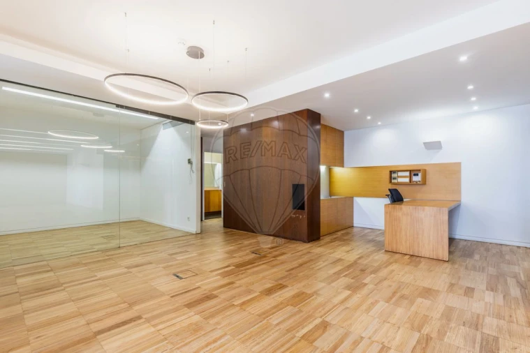 Escritório para Venda em Santa Maria Maior Foto 5