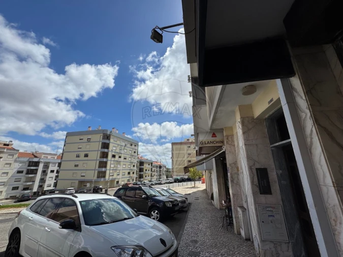 Loja para Venda em Queluz e Belas Foto 6