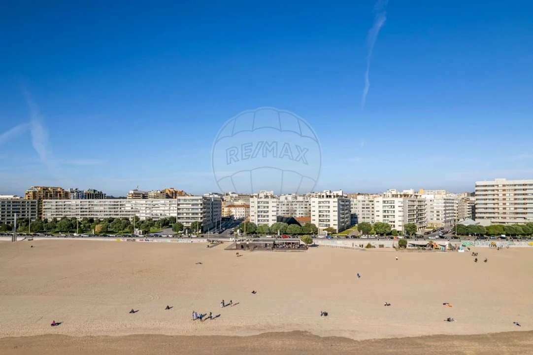 Apartamento T5 para Venda em Matosinhos e Leça da Palmeira Foto 41
