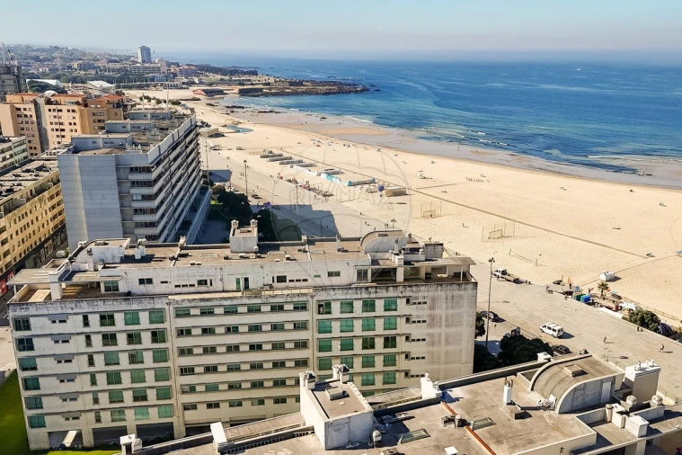 Apartamento T5 para Venda em Matosinhos e Leça da Palmeira Foto 40