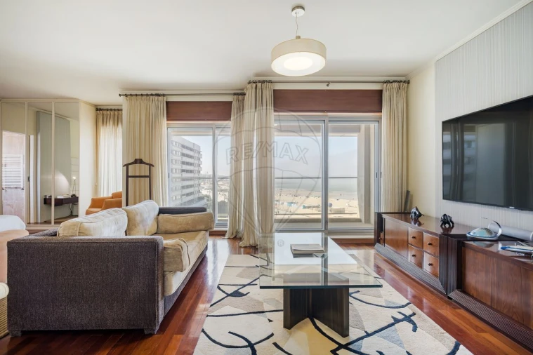 Apartamento T5 para Venda em Matosinhos e Leça da Palmeira Foto 26