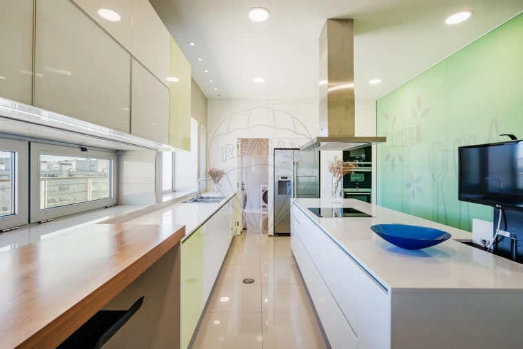 Apartamento T5 para Venda em Matosinhos e Leça da Palmeira Foto 15