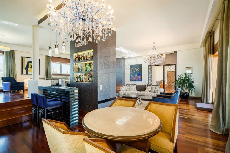 Apartamento T5 para Venda em Matosinhos e Leça da Palmeira Foto 9