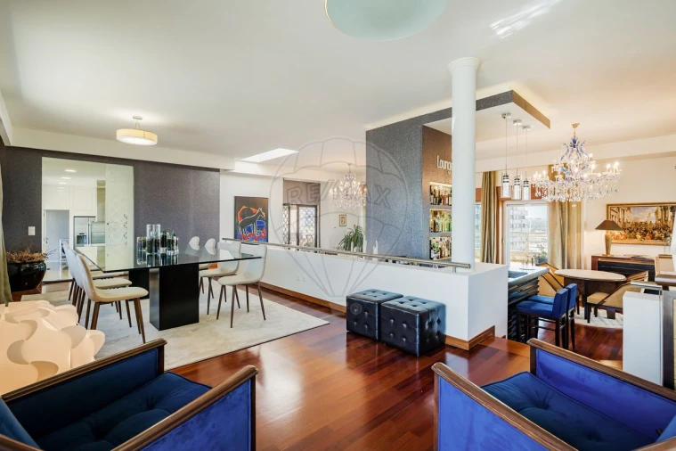 Apartamento T5 para Venda em Matosinhos e Leça da Palmeira Foto 12