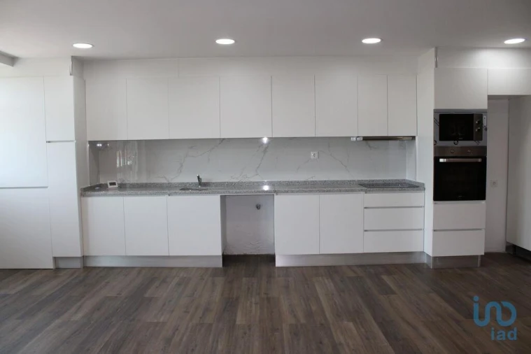 Apartamento T3 para Venda em Santa Maria Maior Foto 3