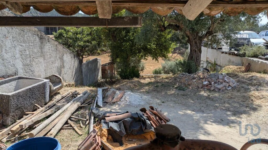 Moradia T2 para Venda em Abrã Foto 10