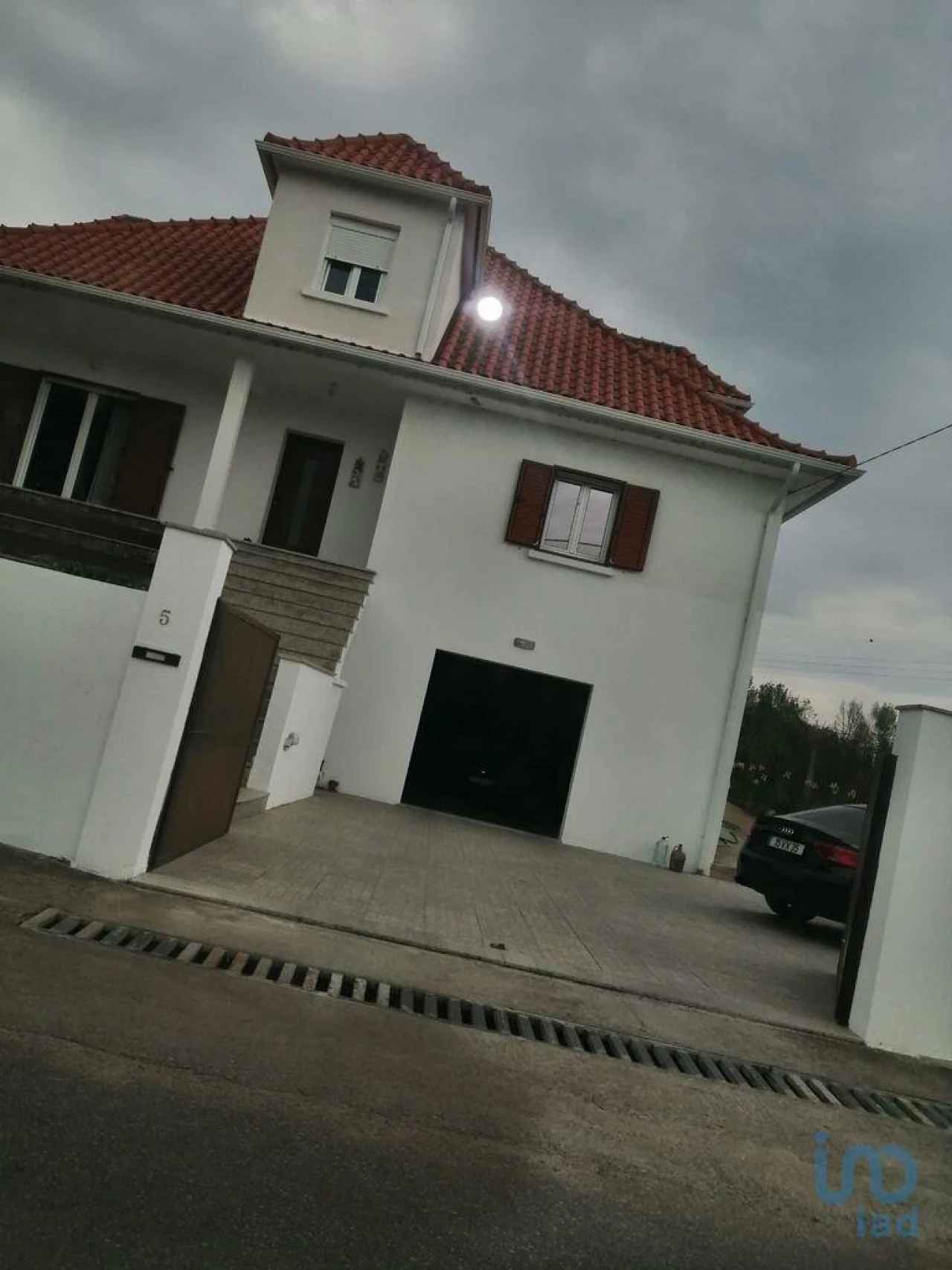 Moradia T4 para Venda em Calvão e Soutelinho da Raia Foto 2