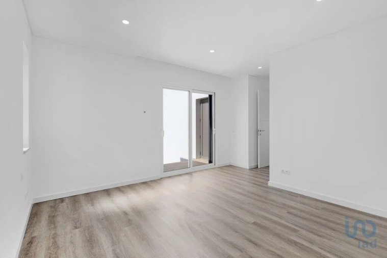 Moradia T3 para Venda em Lourinhã e Atalaia Foto 12