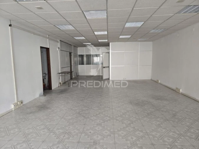 Loja para Arrendamento em Grândola e Santa Margarida da Serra Foto 3