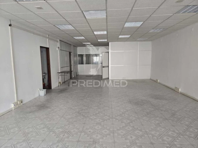 Loja para Arrendamento em Grândola e Santa Margarida da Serra Foto 5