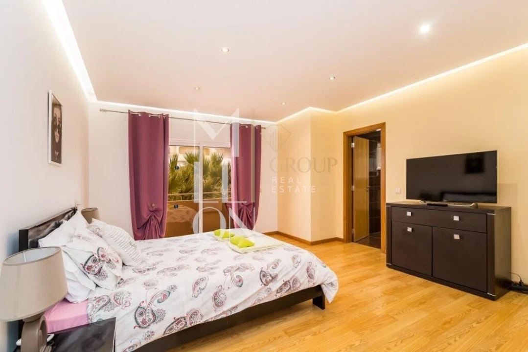 Moradia T5 para Venda em Albufeira e Olhos de Água Foto 23