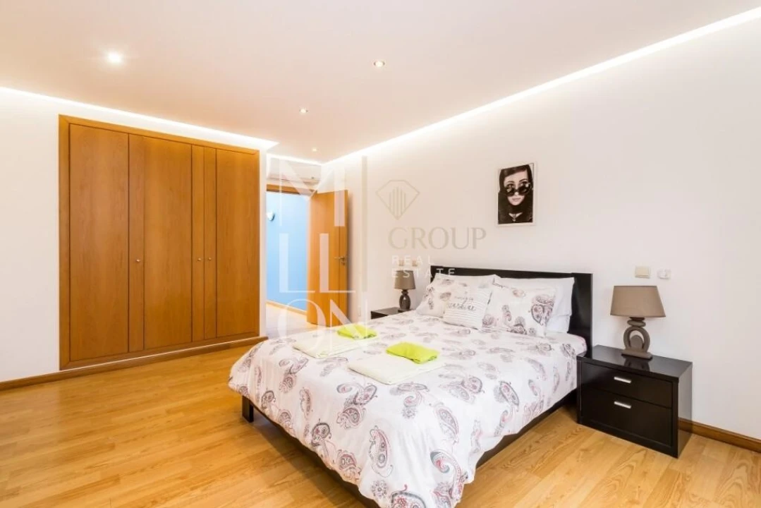 Moradia T5 para Venda em Albufeira e Olhos de Água Foto 21