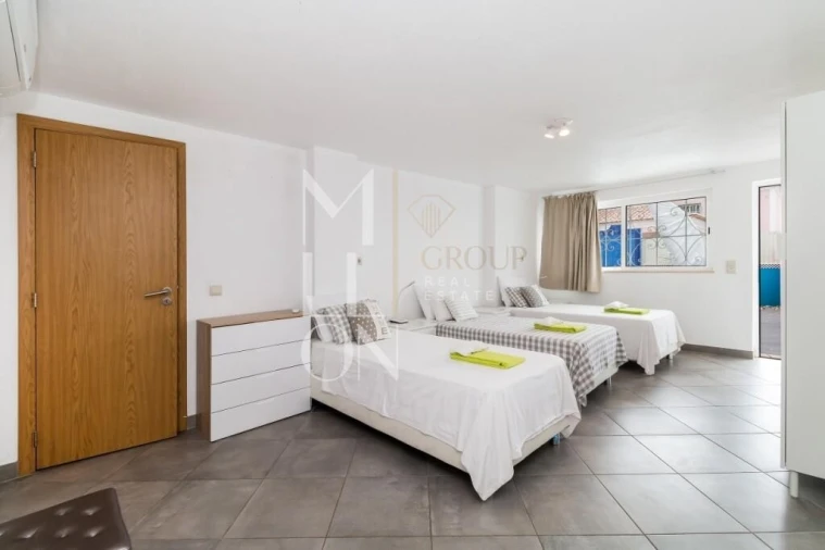 Moradia T5 para Venda em Albufeira e Olhos de Água Foto 16